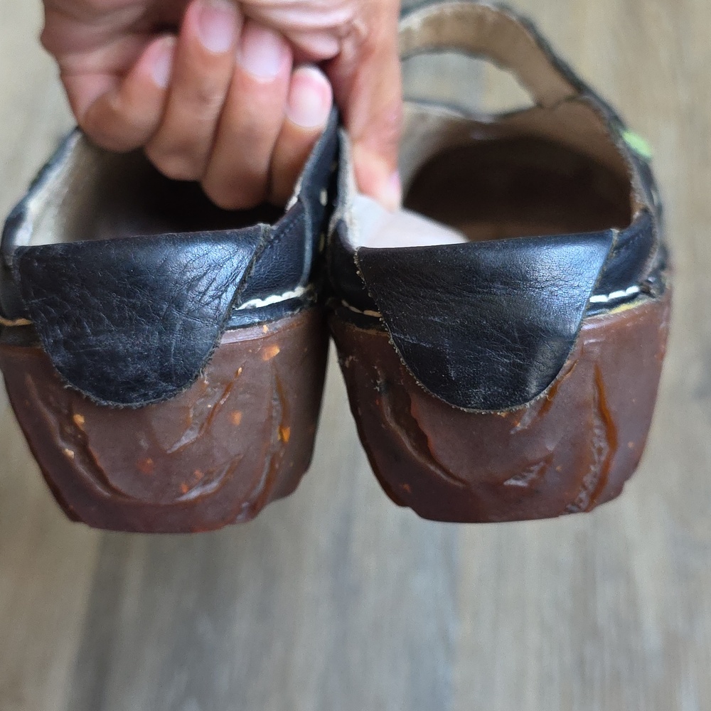 El Naturalista Black Leather Mary Jane Clogs - Picture 11 of 16